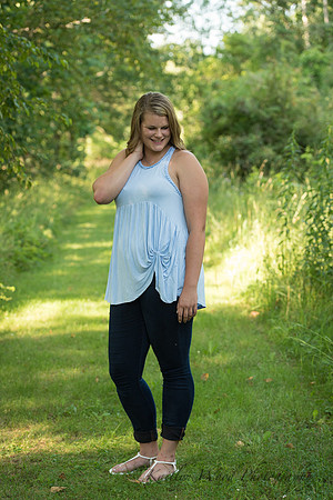 Kelsey-Senior-320.jpg