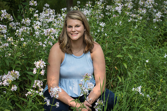 Kelsey-Senior-415.jpg