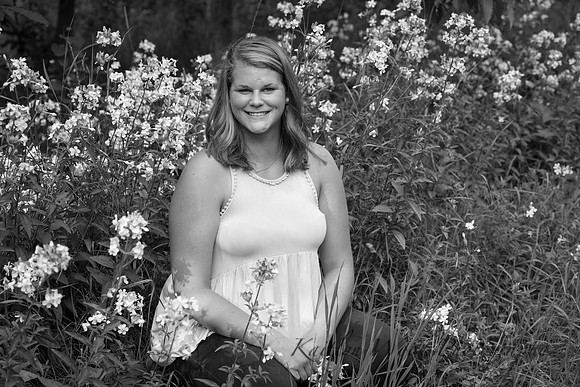 Kelsey-Senior-419.jpg