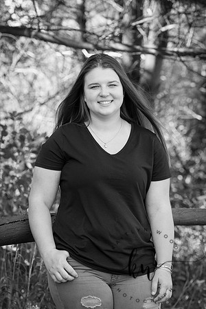Lily Senior 2019-127.jpg