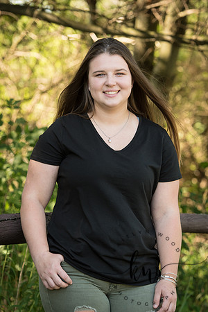 Lily Senior 2019-128.jpg