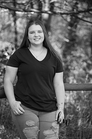 Lily Senior 2019-142.jpg
