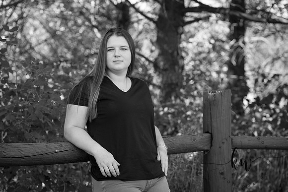 Lily Senior 2019-150.jpg