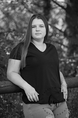 Lily Senior 2019-154.jpg