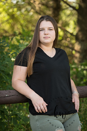 Lily Senior 2019-155.jpg