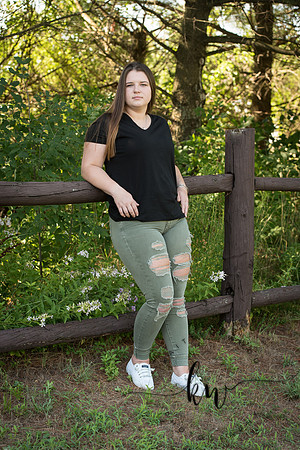 Lily Senior 2019-156.jpg