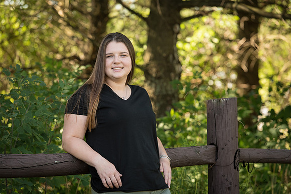 Lily Senior 2019-163.jpg