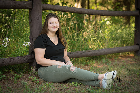 Lily Senior 2019-200.jpg