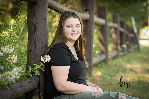 Lily Senior 2019-236.jpg