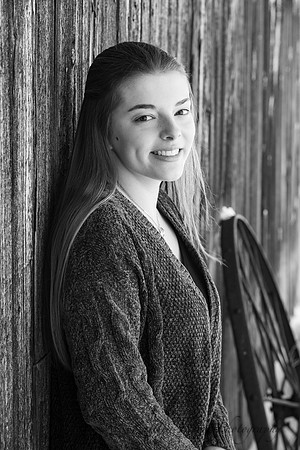 Victoria-Senior-7.jpg