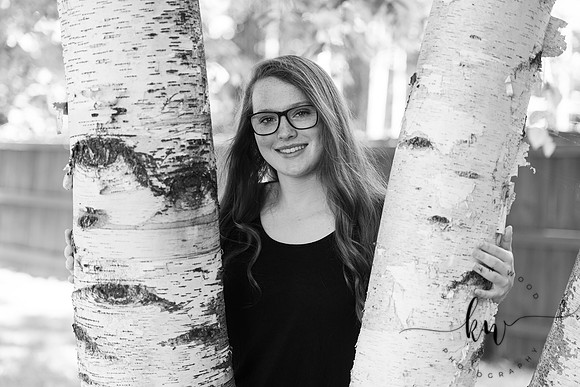 Makayla-Senior-17.jpg