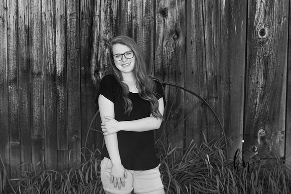 Makayla-Senior-31.jpg