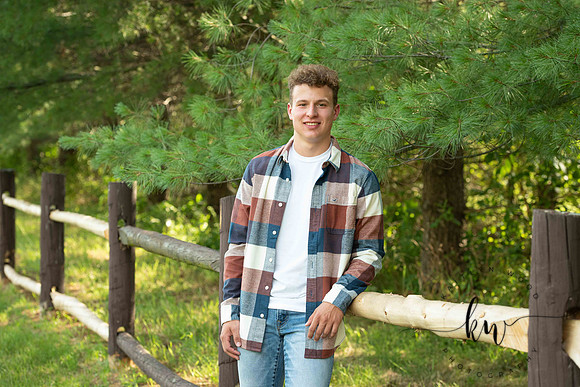 Noah-Senior-28.jpg