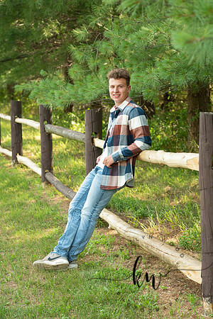 Noah-Senior-51.jpg
