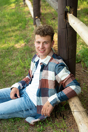 Noah-Senior-66.jpg