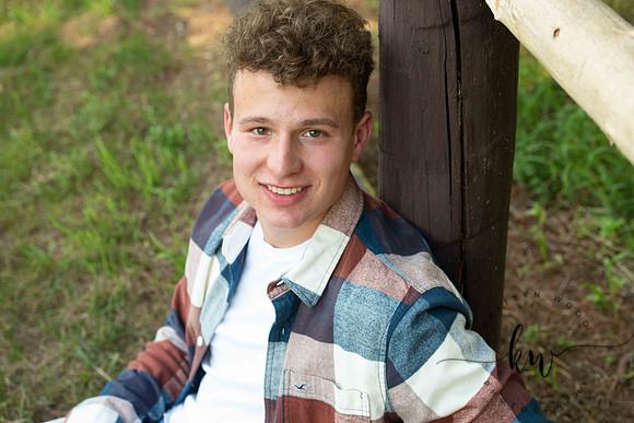 Noah-Senior-78.jpg