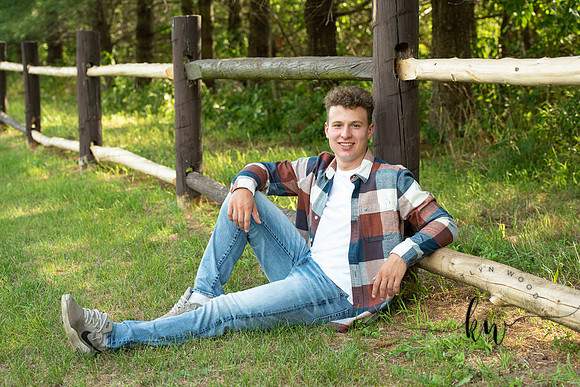 Noah-Senior-86.jpg