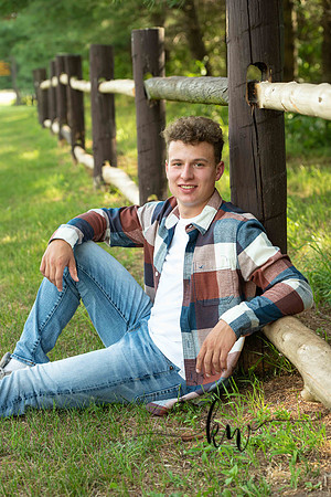 Noah-Senior-91.jpg