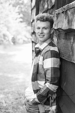 Noah-Senior-99.jpg
