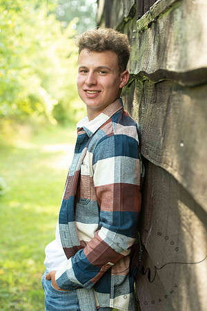 Noah-Senior-101.jpg