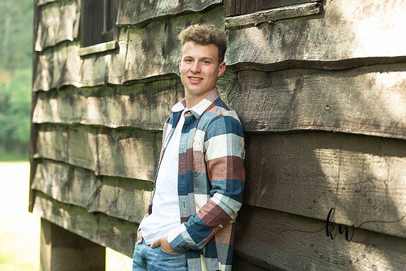 Noah-Senior-112.jpg
