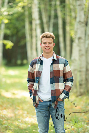 Noah-Senior-120.jpg