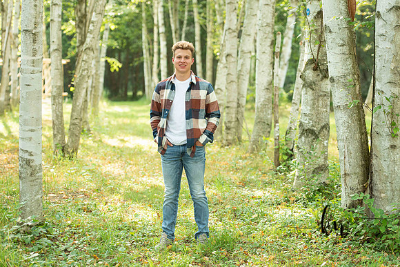 Noah-Senior-125.jpg