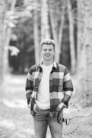 Noah-Senior-130.jpg