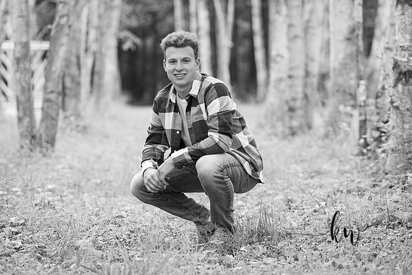 Noah-Senior-140.jpg