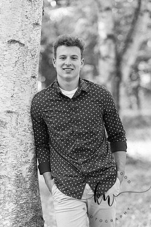 Noah-Senior-151.jpg