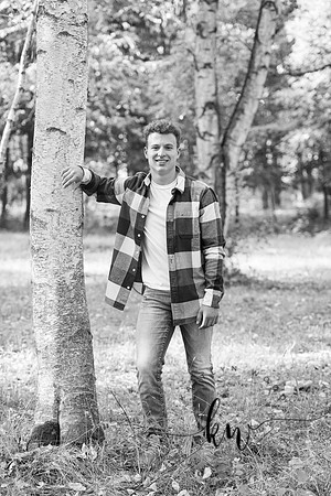 Noah-Senior-159.jpg