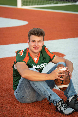 Noah-Senior-1009.jpg