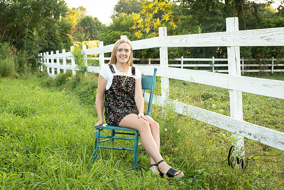 Emma Senior -1550.jpg