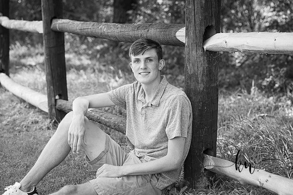 Cory-Senior-33.jpg