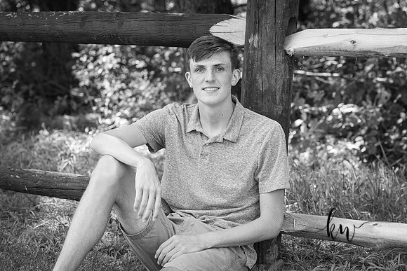 Cory-Senior-54.jpg