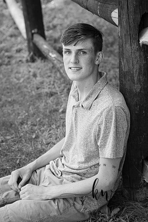 Cory-Senior-63.jpg