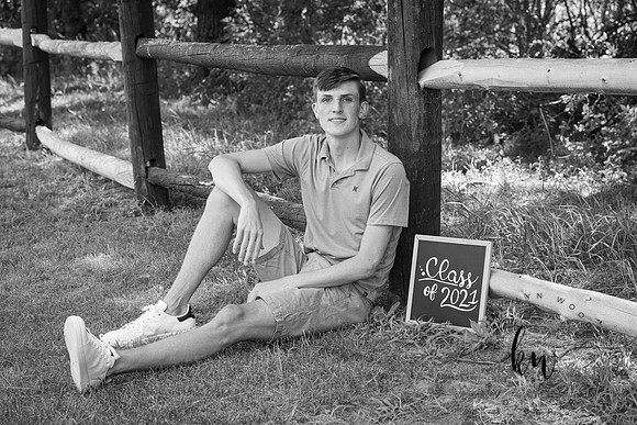 Cory-Senior-181.jpg